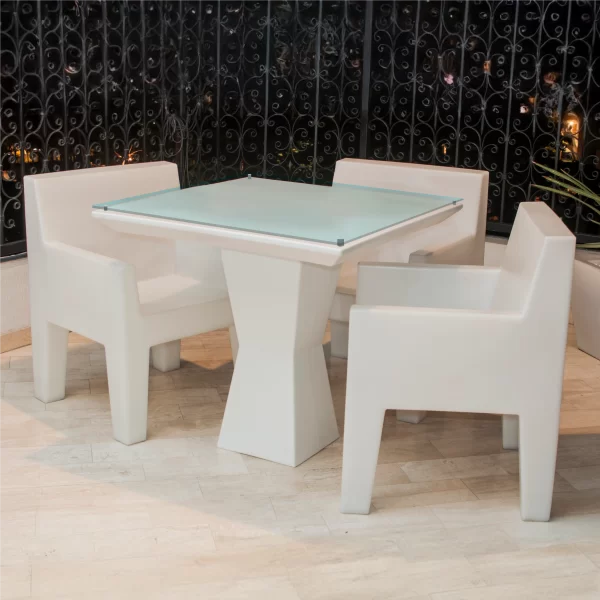 Set Mesa Indiana 4 Puestos con vidrio templado y Sillones Quadri / 300108